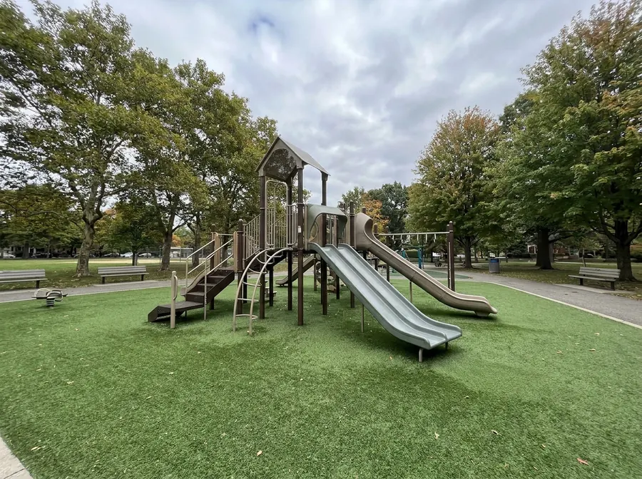 Parks and HOAs — turf for playgrounds